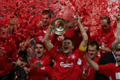 英超疯狂一夜：曼城5-1狂胜 利物浦1-2被绝杀 切尔西1-3+曼联1-3